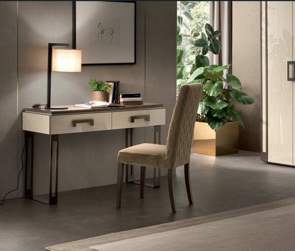 Design Schreibtisch Luxus Büro Möbel Tisch Schreibtische Italienische Tische Neu