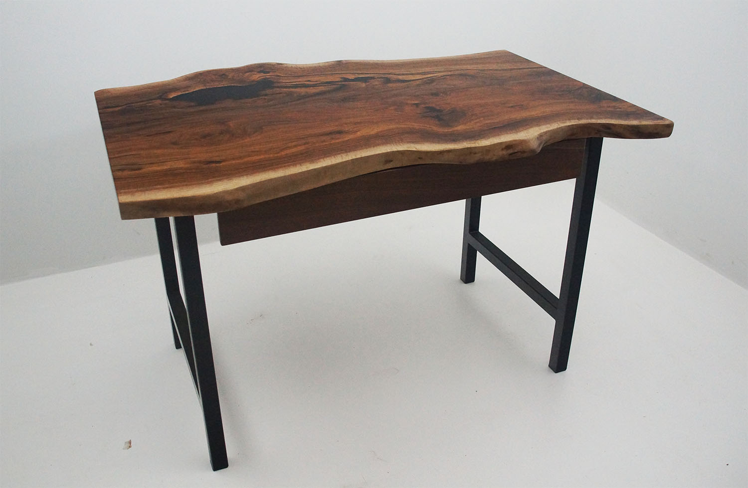 Designermöbel Schreibtisch 100*70cm Handgefertigt Holz Tische Massiv