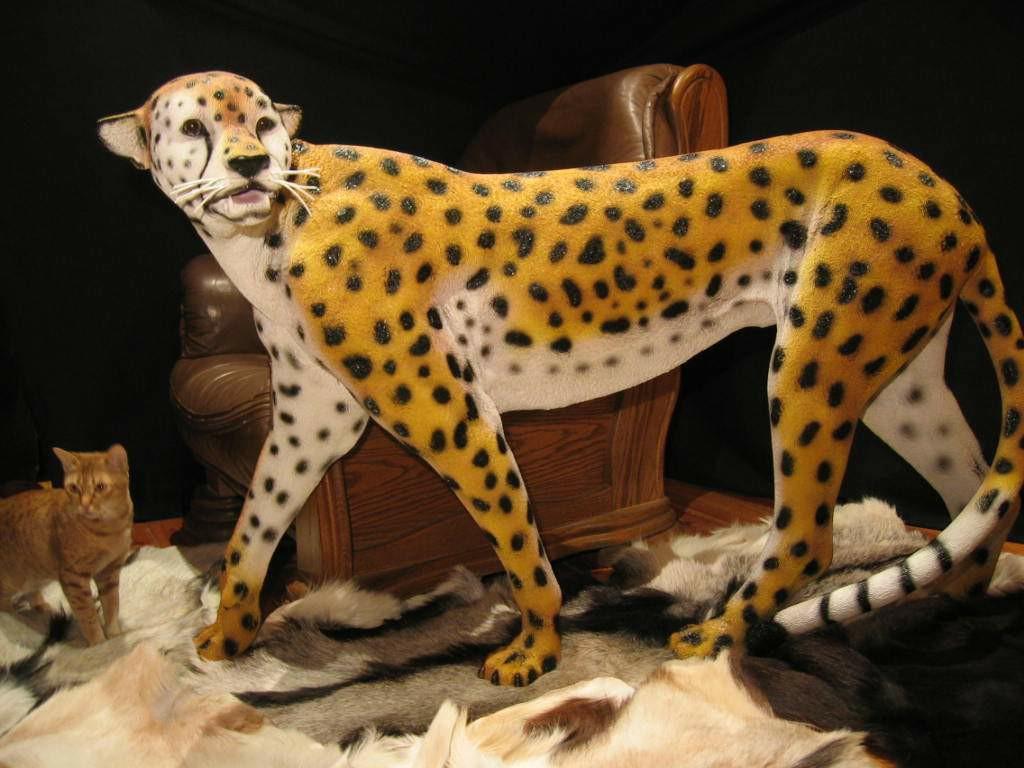 Wohn Deko Skulpturen Abstraktes Leopard Design Statuen Figuren Figur Dekoration