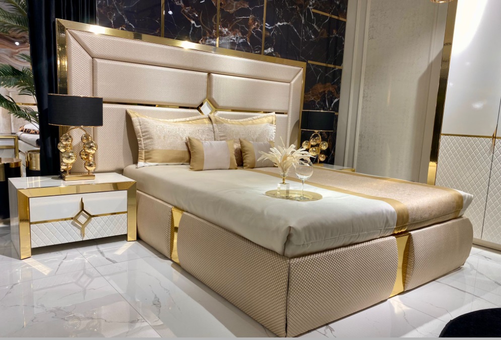 Doppel Luxus Doppelbett Beige Modern Design Bett Bettgestelle Gold Sofort