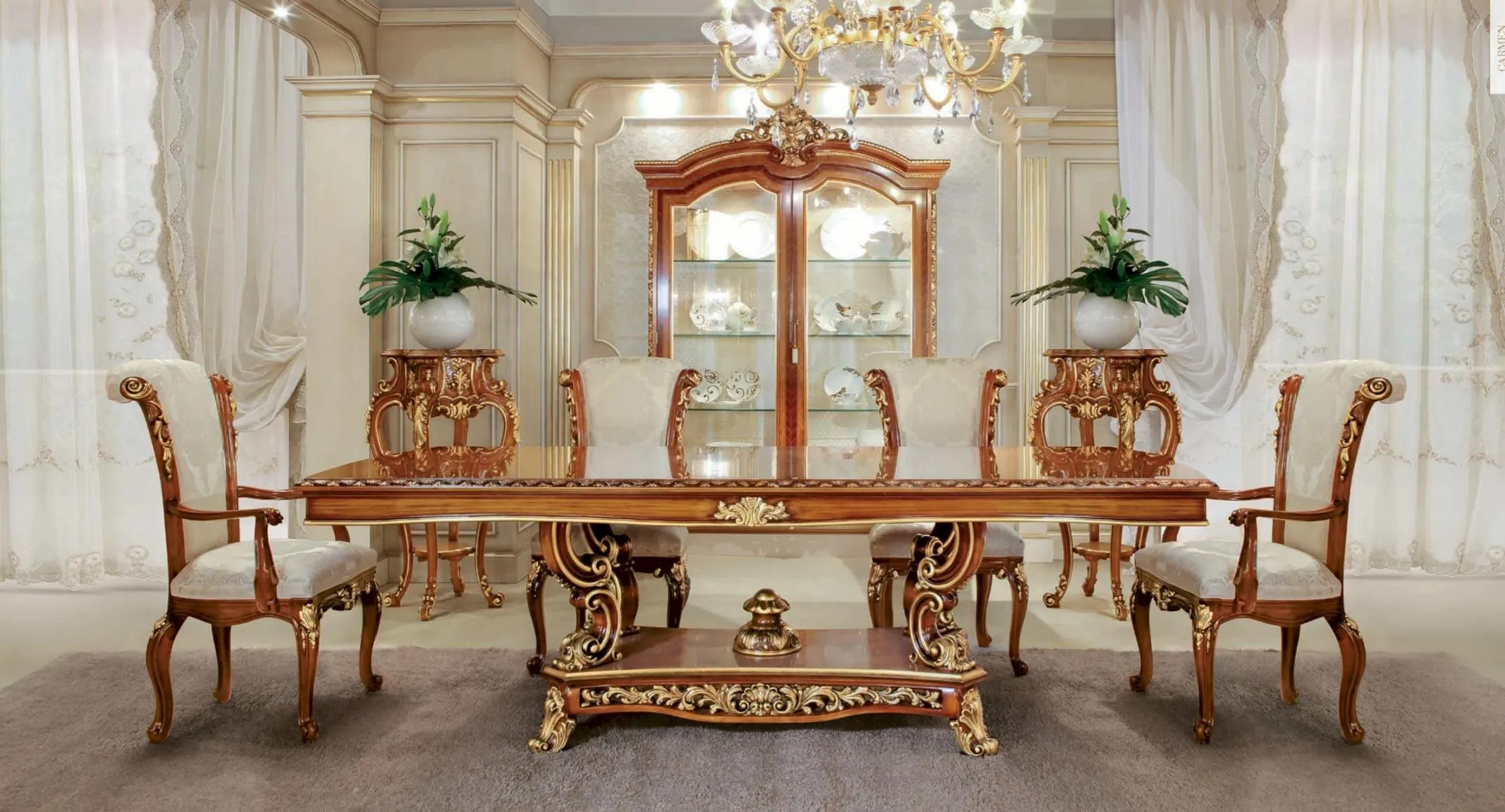 Luxus Esszimmerstuhl Stuhl Esszimmer Sessel Sitzer Stühle Barock Gold