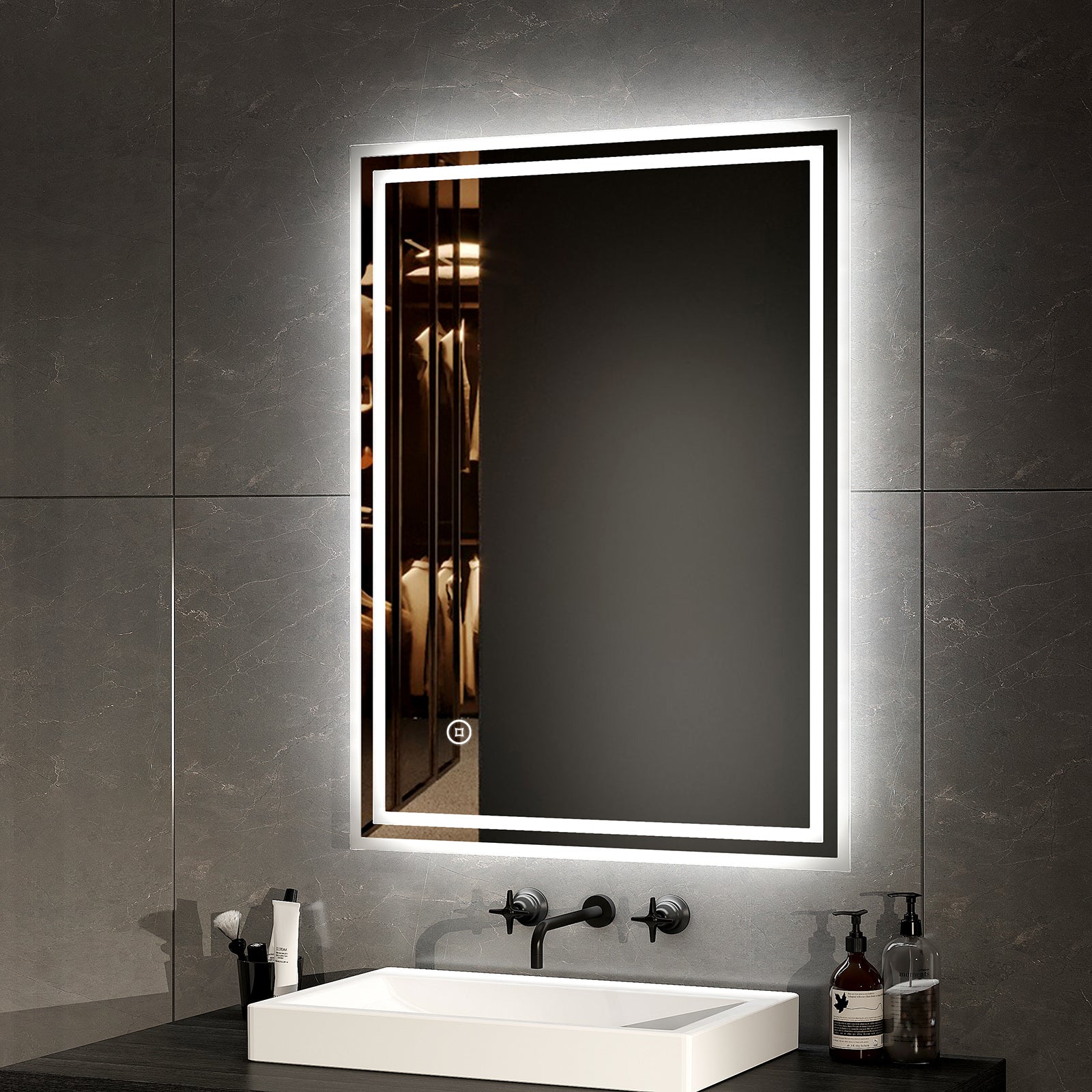 EMKE Badezimmer Spiegel mit LED Beleuchtung – Touchschalter – Dimmung – 3 Lichtfarben – Beschlagfrei – 60 x 80 cm