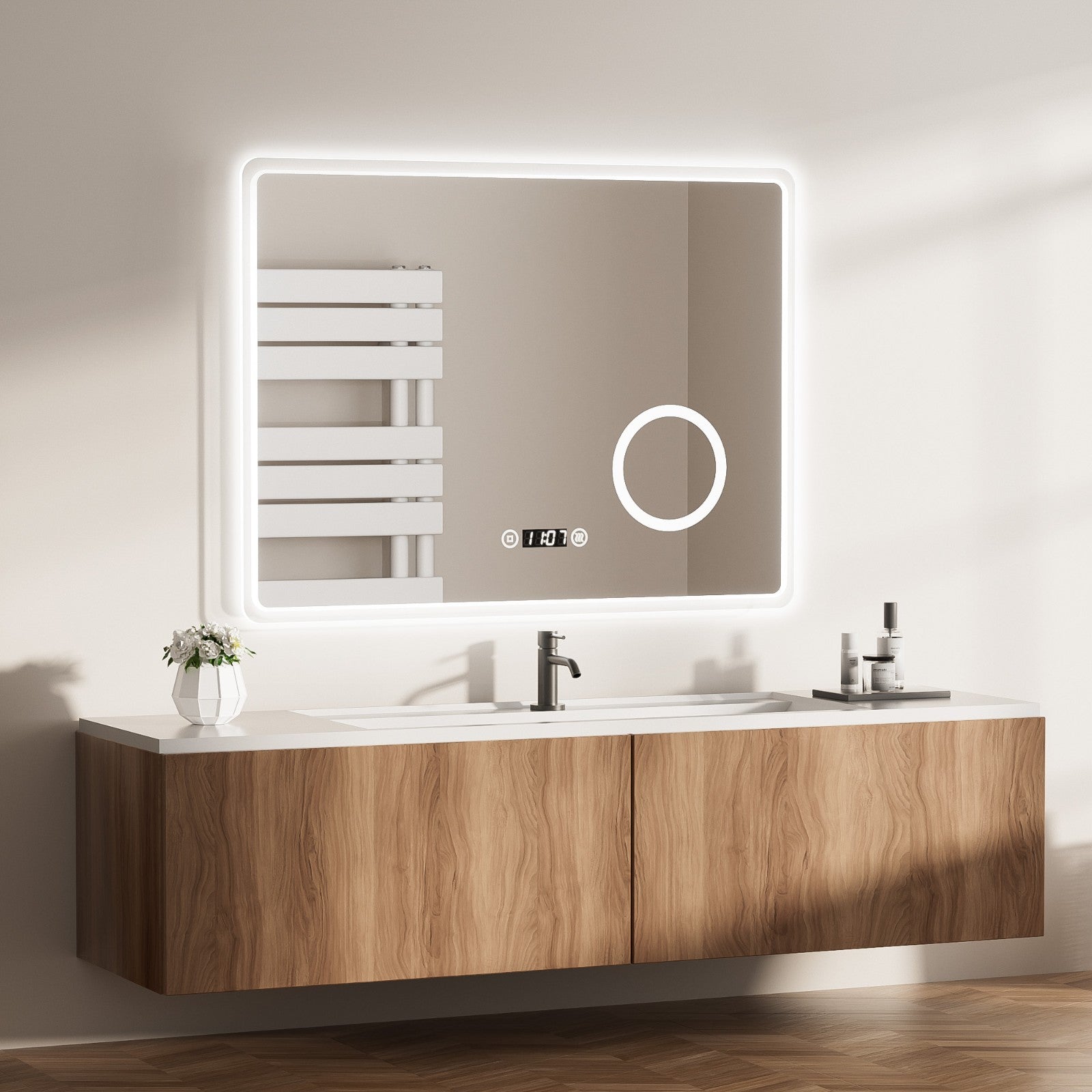 Entspannender Badspiegel mit Beleuchtung: 70 % der Haushalte entscheiden sich für klarere LED-Badspiegel anstelle gewöhnlicher Spiegel. Die komfortable Größe von 80 x 60 cm sorgt für genau die richtige Beleuchtung.. Praktischer Badezimmerspiegel: Der separate Antibeschlagschalter ermöglicht eine freiere Bedienung. Der praktische Spiegel mit Uhr lässt sich bequem über Antibeschlag-Knöpfe verstellen.. Schlaue 3-in-1-Touch: Mit dem SmartTouch 3.0 des EMKE Badezimmerspiegels können Schalter + 3 Lichtfarben + Dimmen mit einem 'Touch' erreicht werden